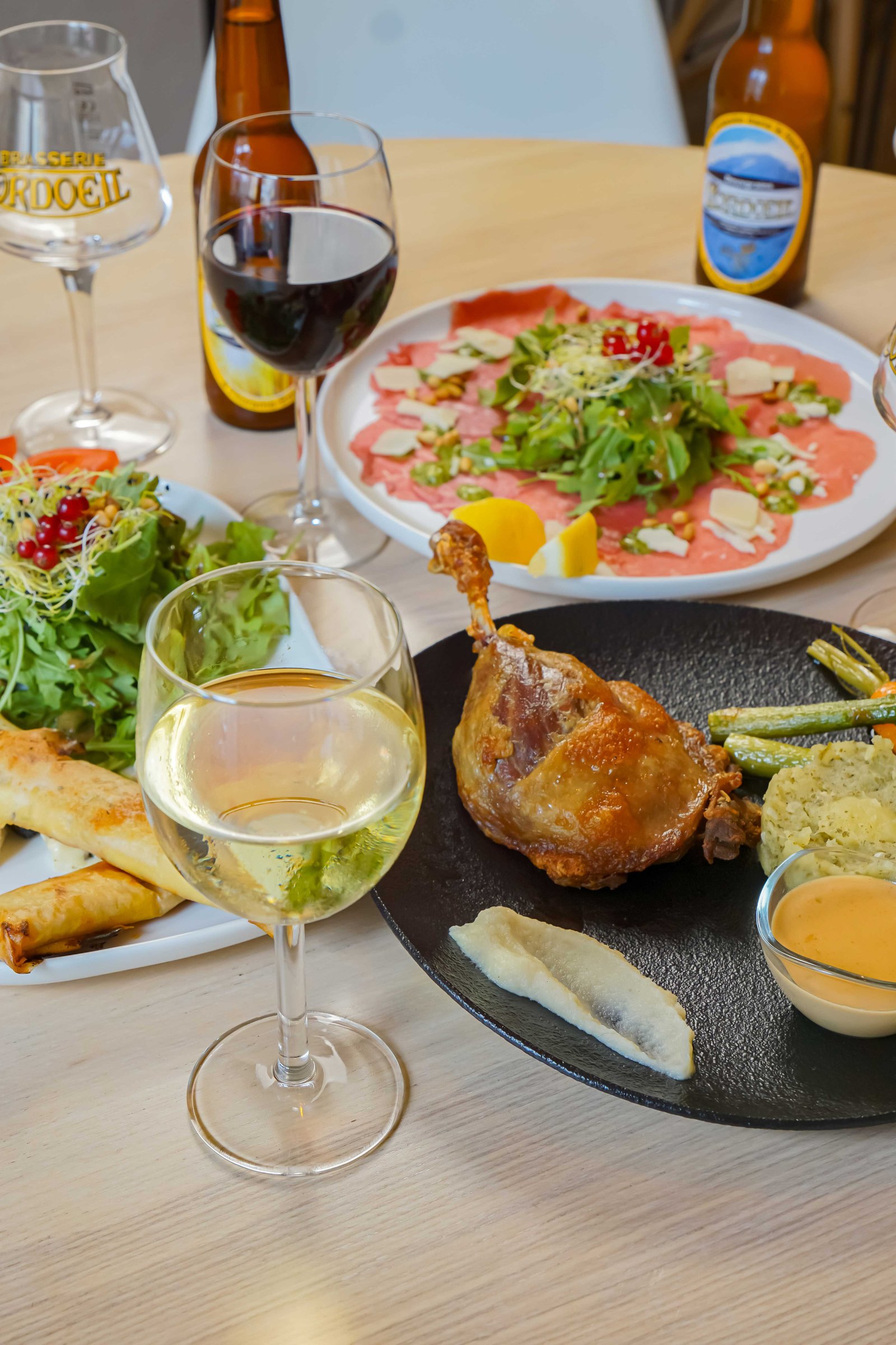 Varie specialità al bistrot Ô Délices, Castellane