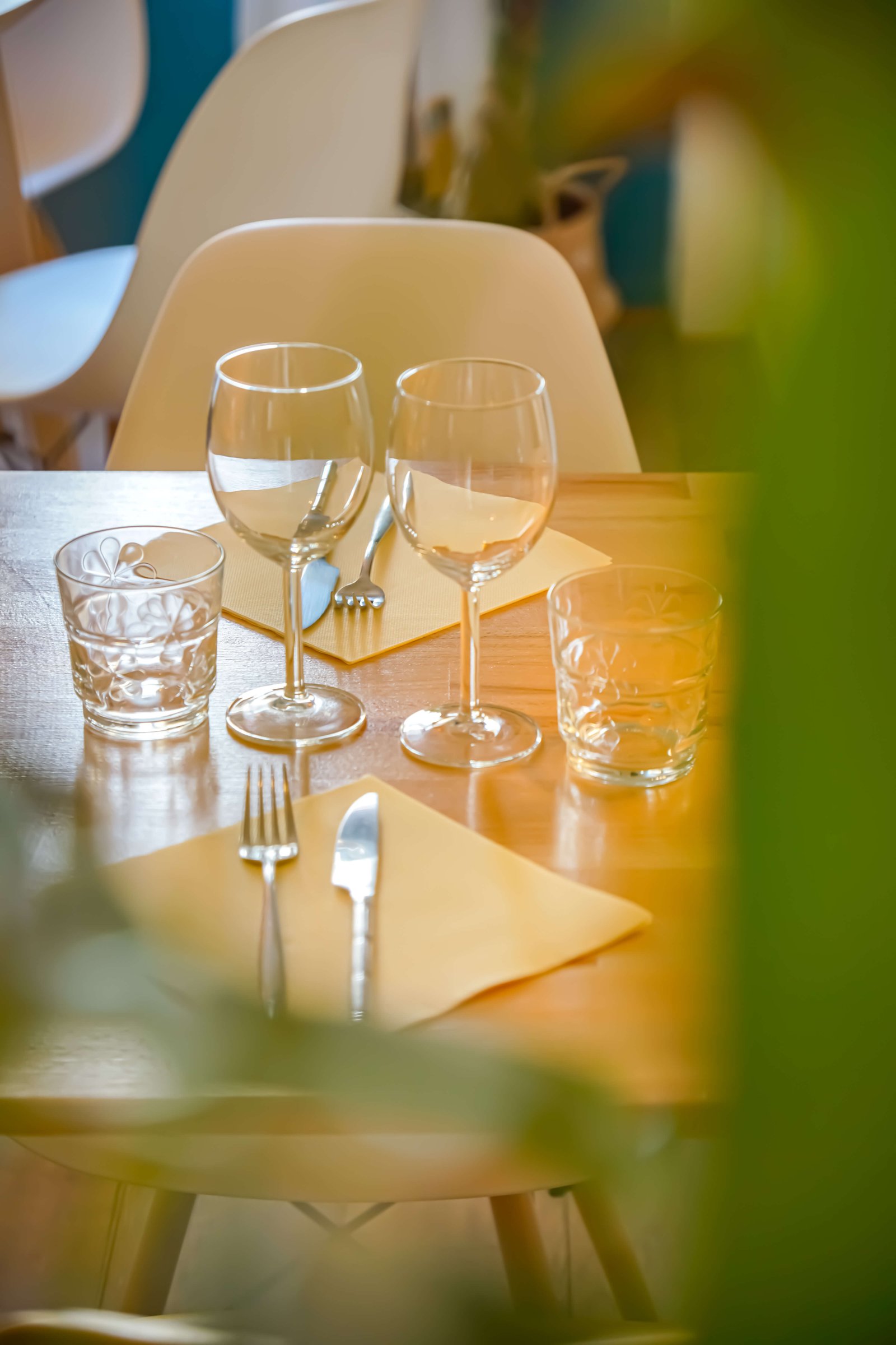 Sala da pranzo del bistrot Ô Délices a Castellane